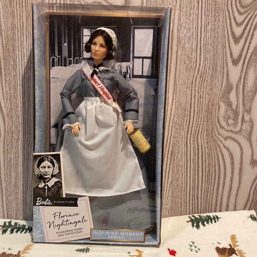 Barbie Signature: Florence Nightingale